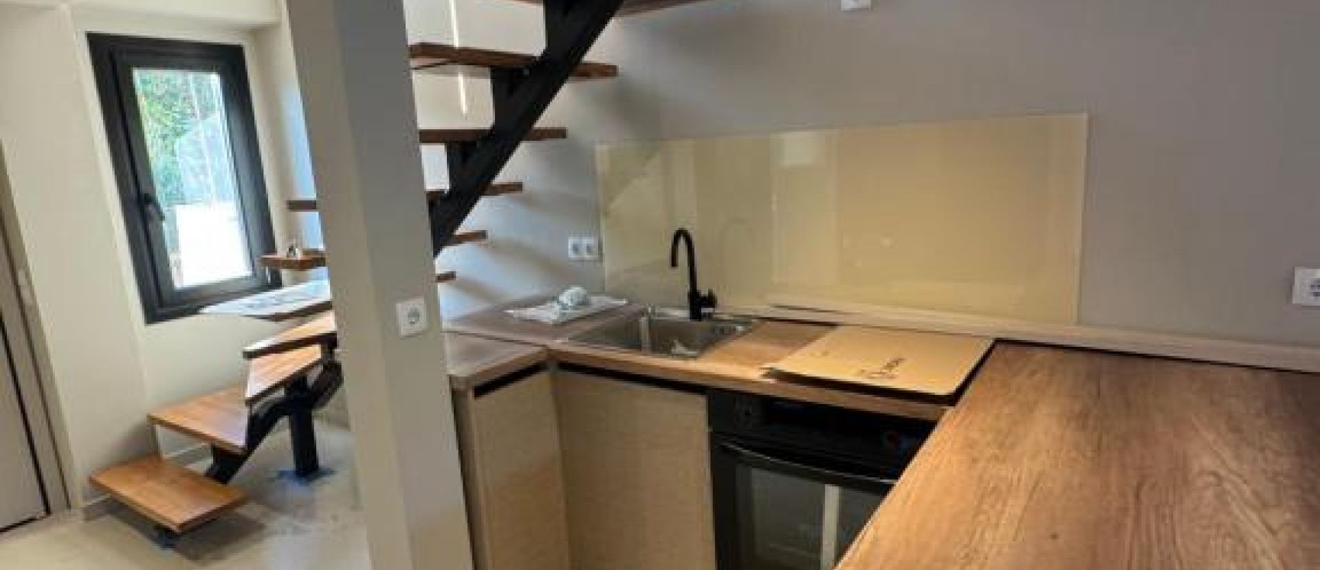 ANAMU Suites