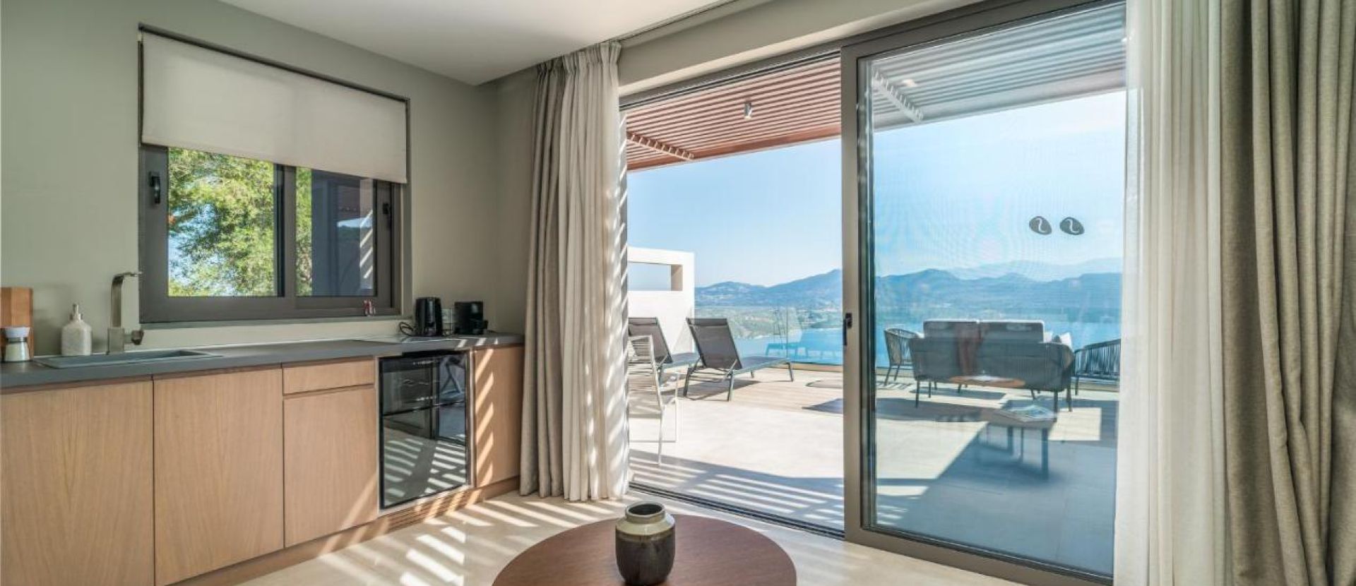Katouna Suites Luxury Boutique Hotel