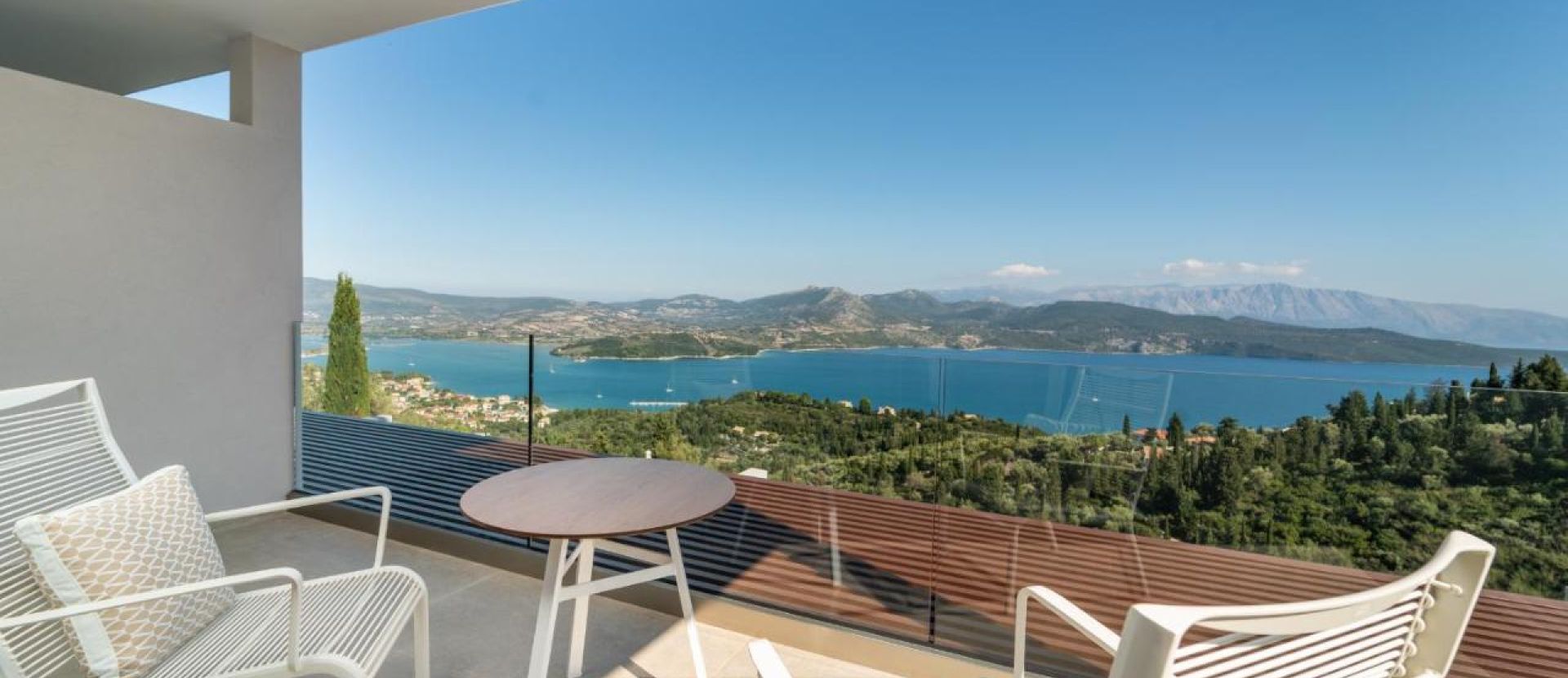 Katouna Suites Luxury Boutique Hotel