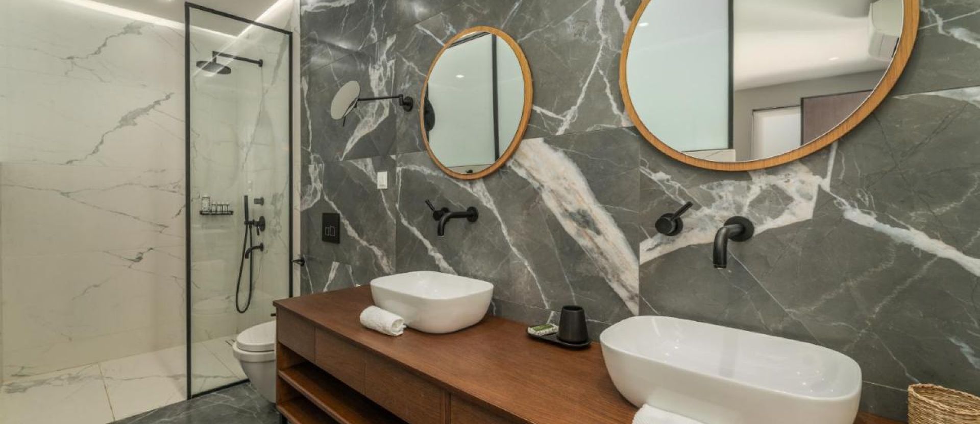 Katouna Suites Luxury Boutique Hotel