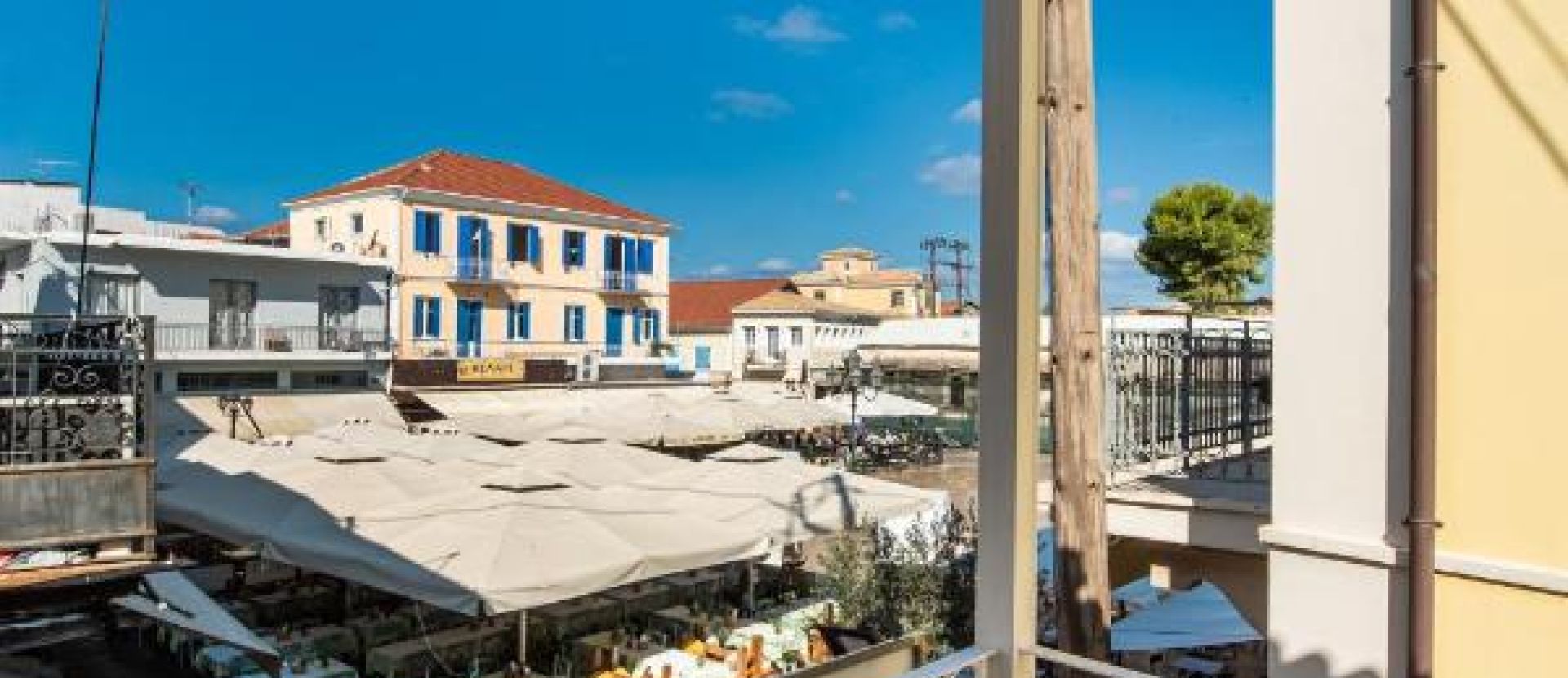 Lefkada Central Square Apartment