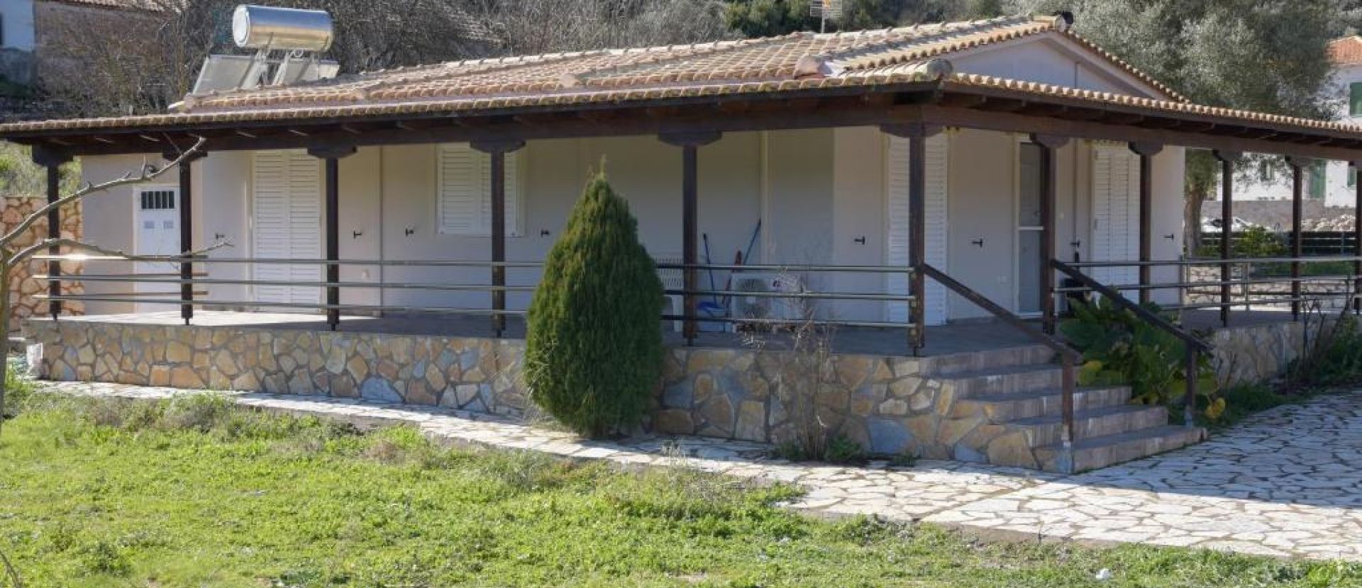 Limnia Residence
