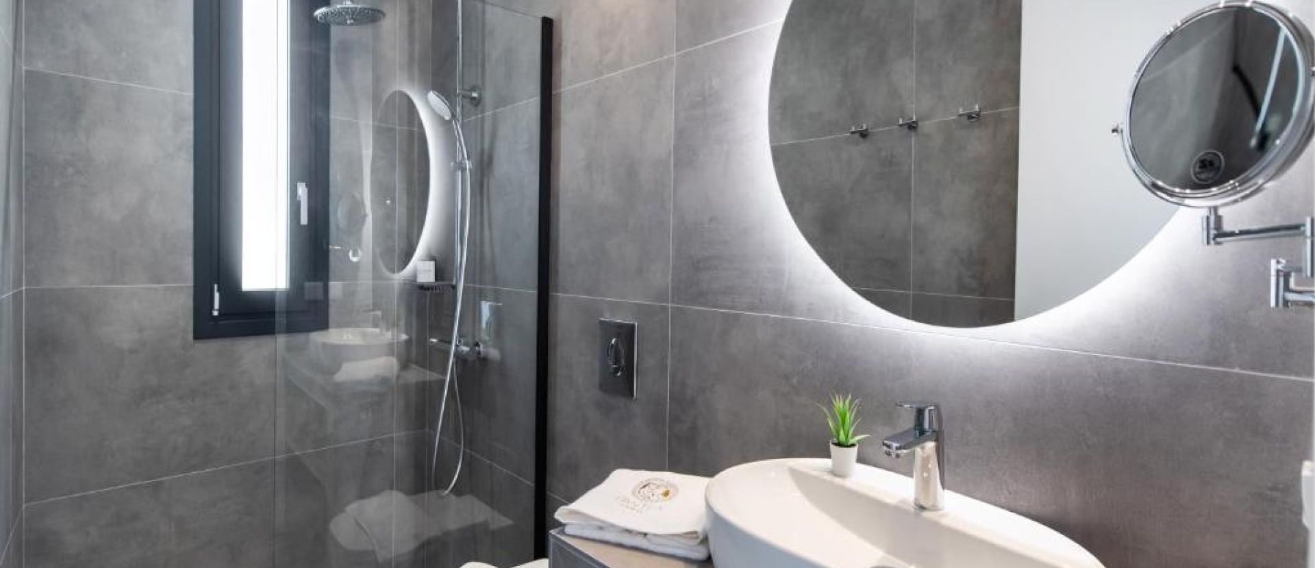 Pantea Luxury Villa