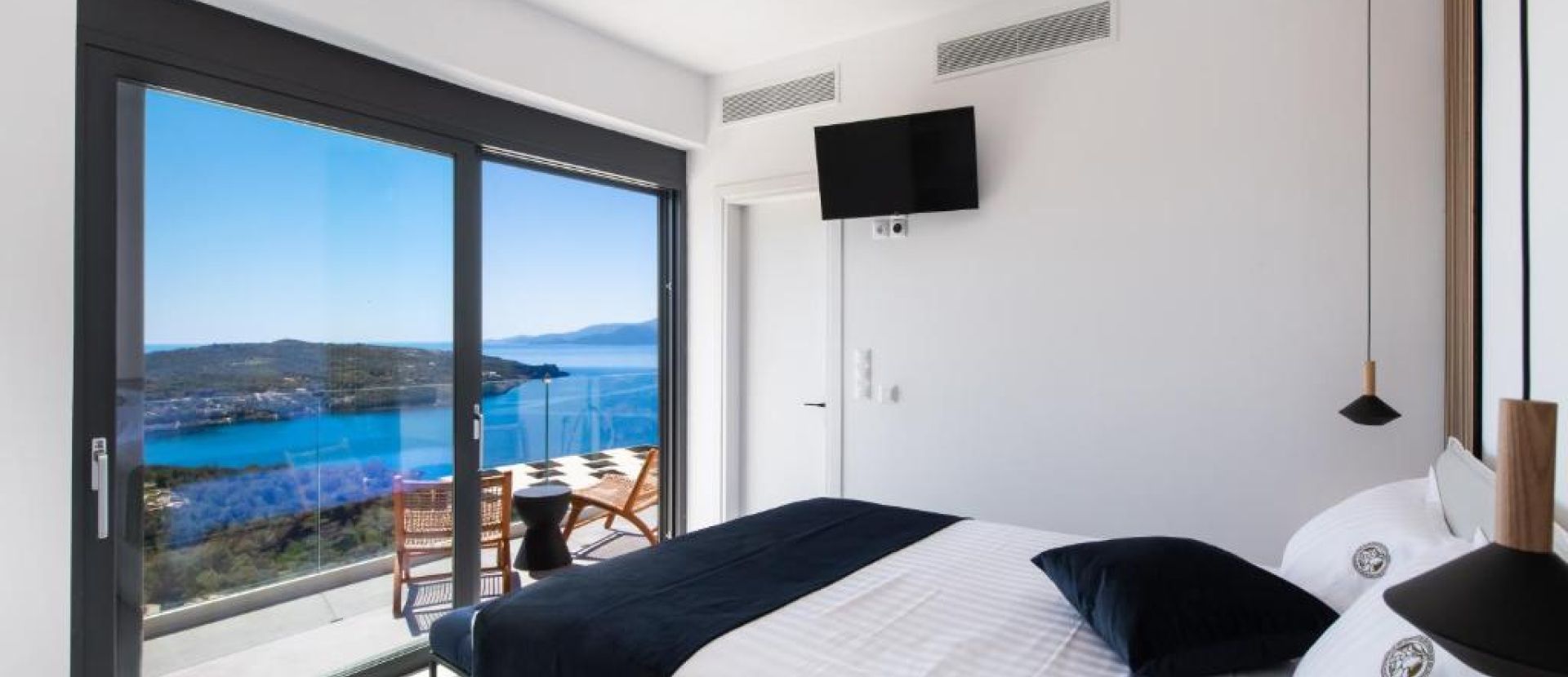 Pantea Luxury Villa