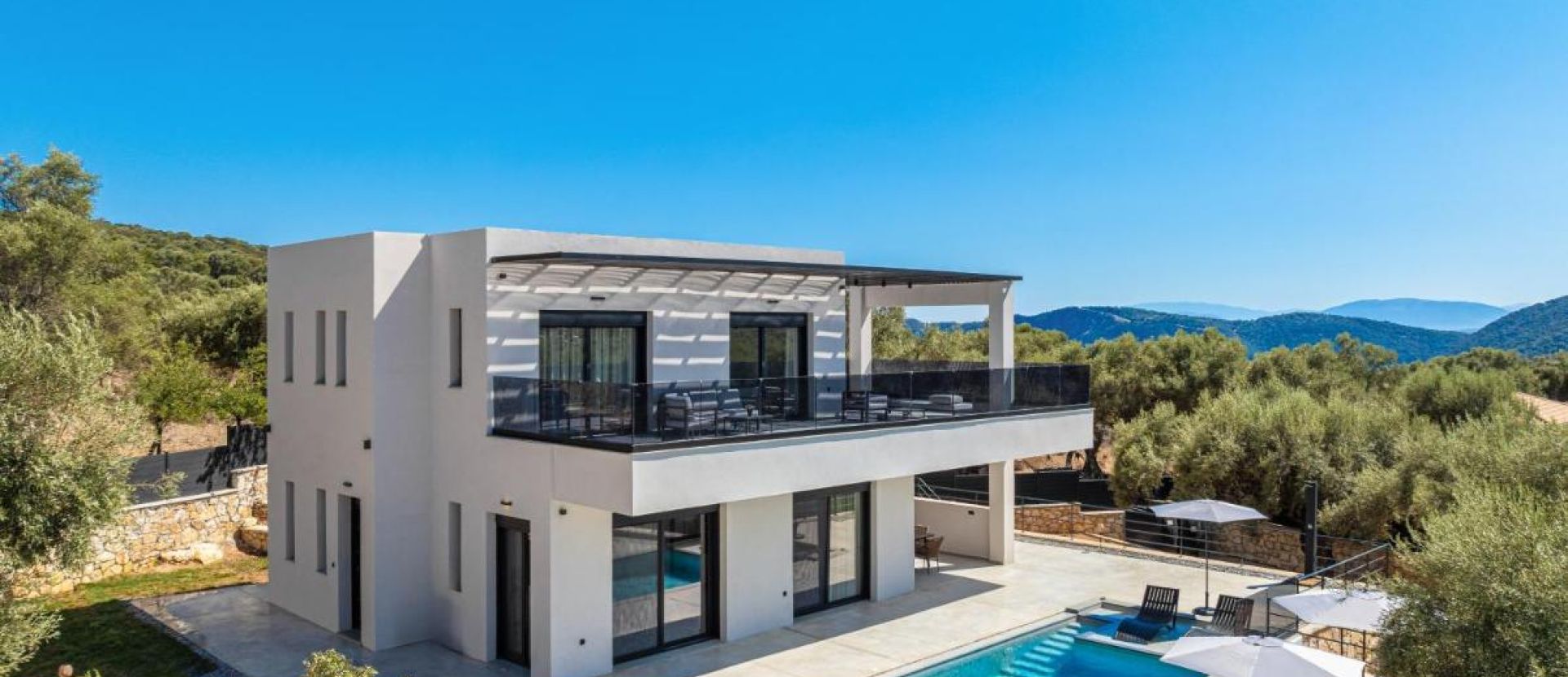 Polyvolos Villas