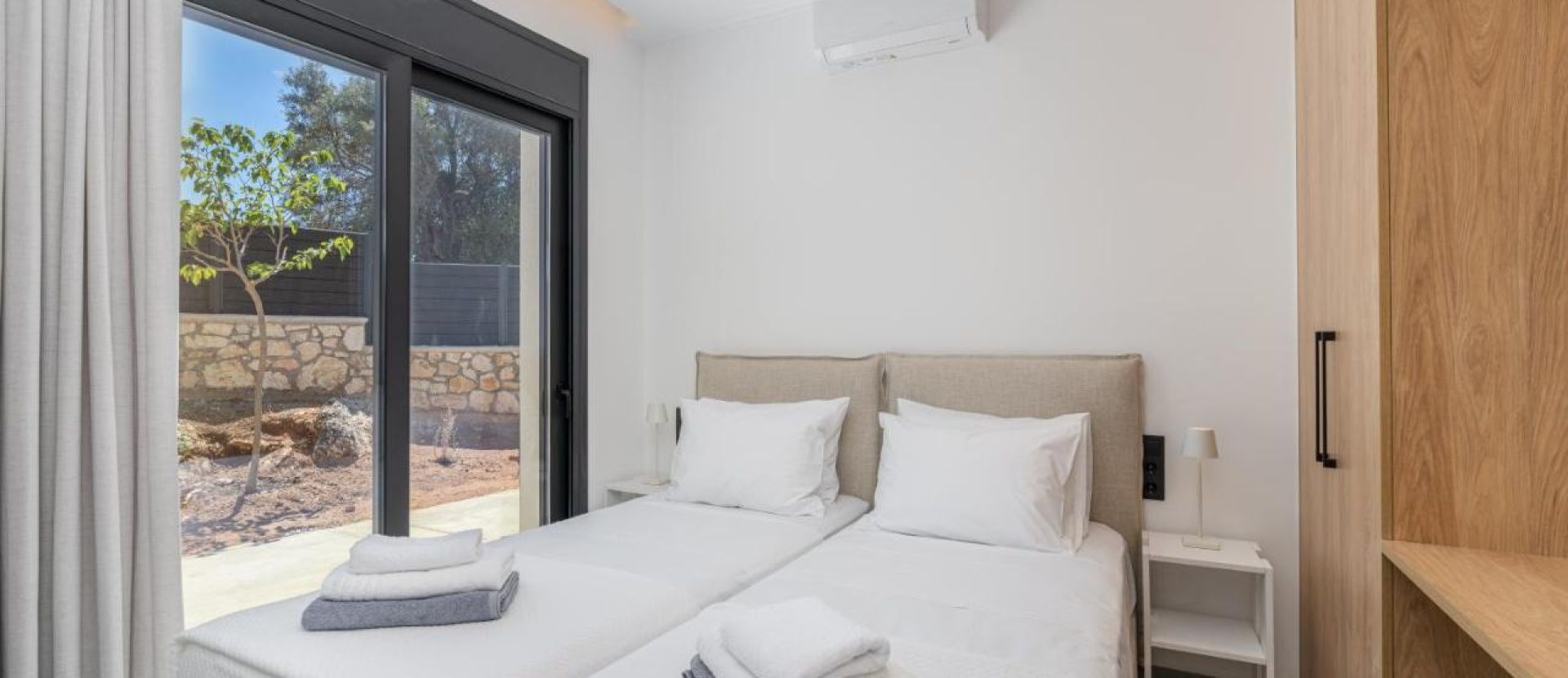 Polyvolos Villas