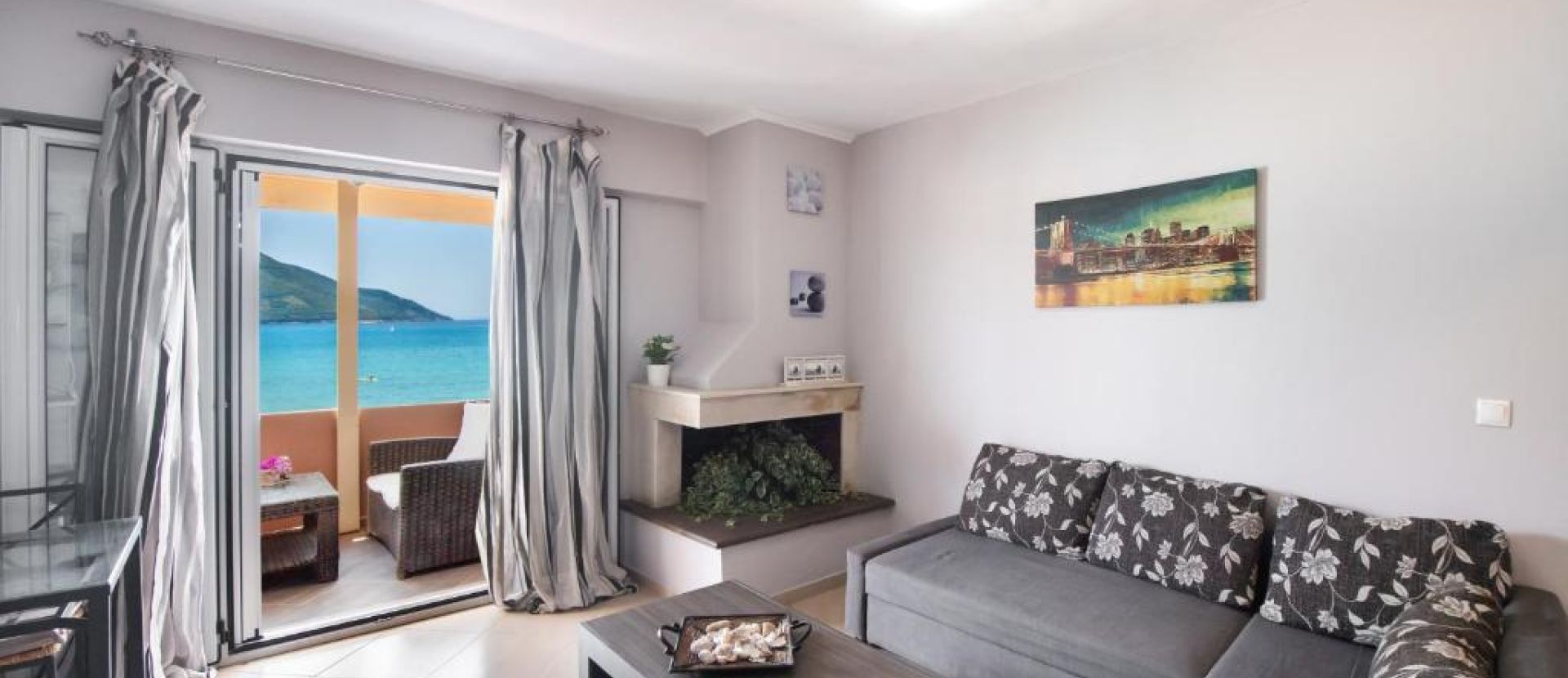 Summer Breeze Apartment