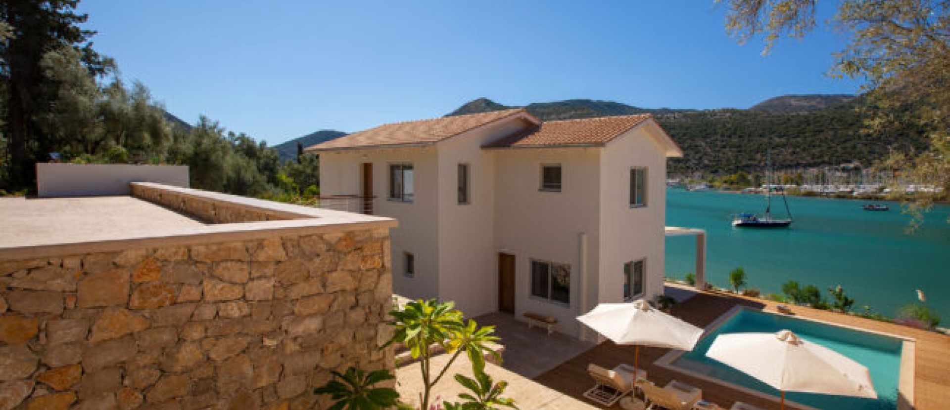 Unalome Villa Seafront Luxury